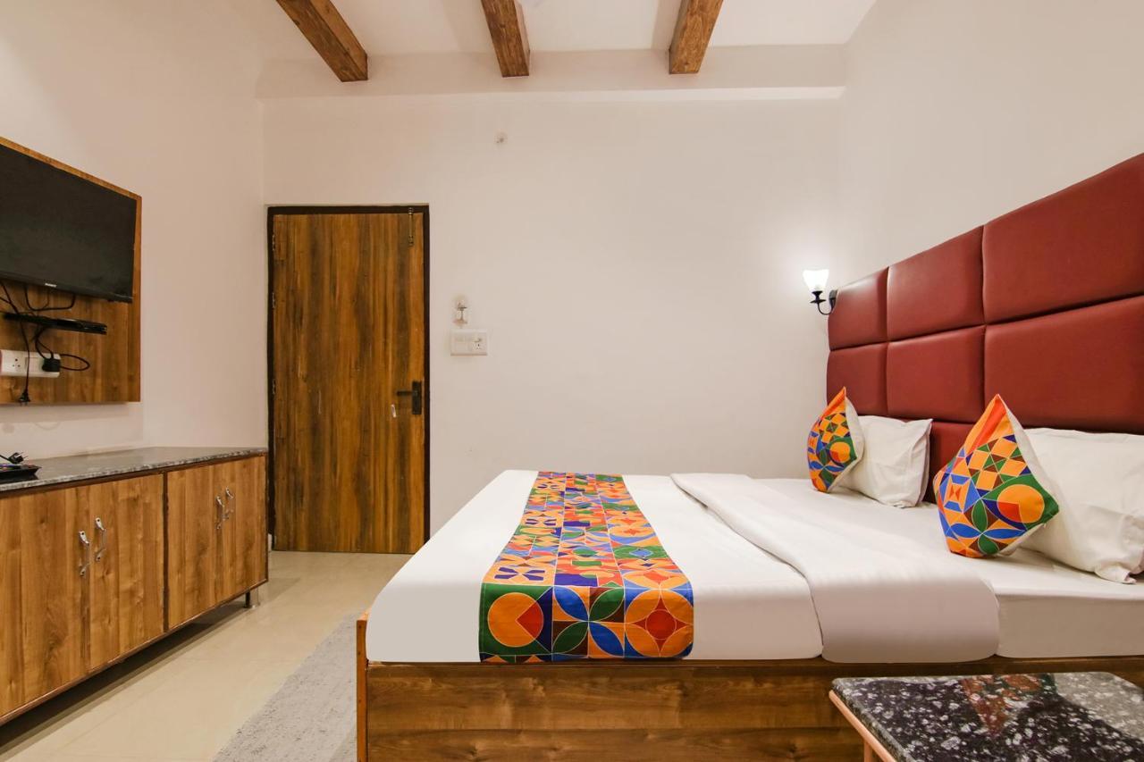 Fabhotel Grover Kangra Eksteriør billede